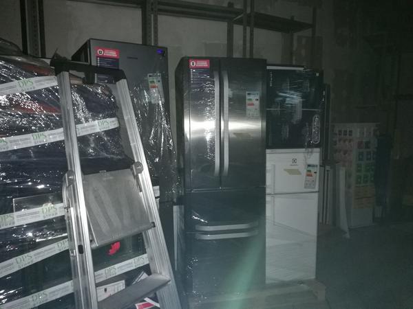 1#3722 Dispositivi elettronici Samsung Electrolux della FRC Group Srl in vendita - foto 4