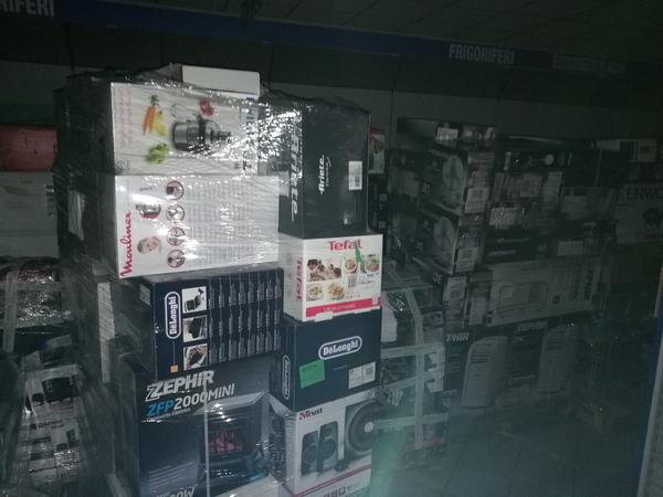 1#3722 Dispositivi elettronici Samsung Electrolux della FRC Group Srl in vendita - foto 11