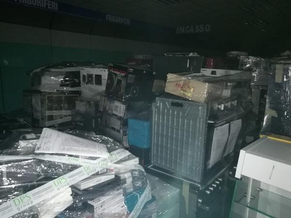 1#3722 Dispositivi elettronici Samsung Electrolux della FRC Group Srl in vendita - foto 17