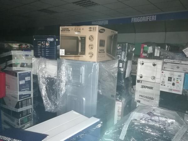1#3722 Dispositivi elettronici Samsung Electrolux della FRC Group Srl in vendita - foto 19