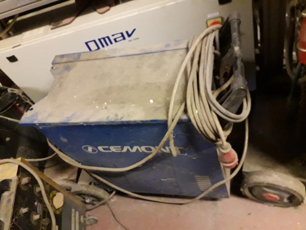 Macchine per saldare in vendita