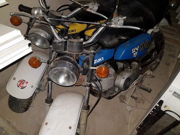 3#3728 Motocicletta Suzuki in vendita - foto 1