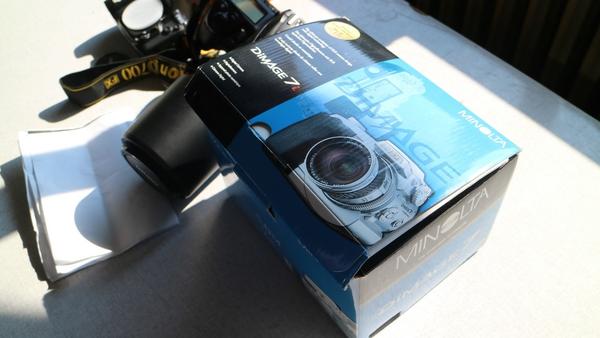 24#3735 Fotocamere digitali Minolta e Nikon in vendita - foto 5