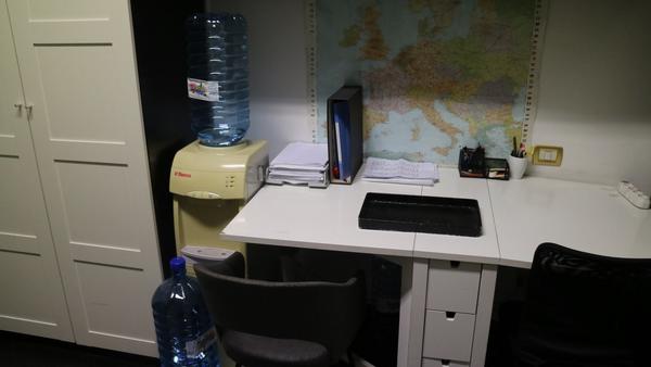 27#3735 Arredi per showroom e tessuti in vendita - foto 25