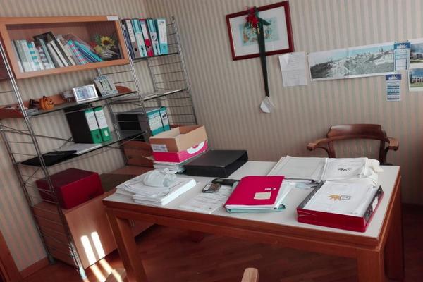 10#3739 Arredamento da ufficio in vendita - foto 22