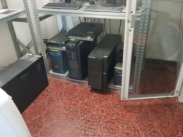 2#3742 Arredi e attrezzature per negozio in vendita - foto 12