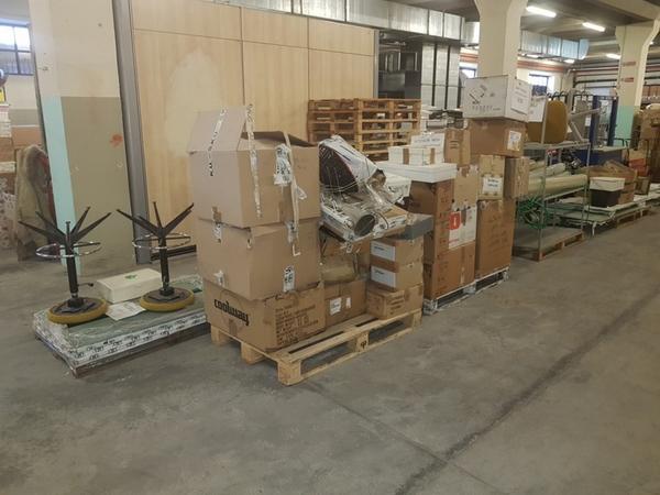 2#3742 Arredi e attrezzature per negozio in vendita - foto 15