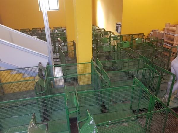 2#3742 Arredi e attrezzature per negozio in vendita - foto 32