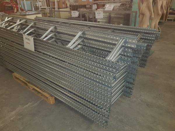 2#3742 Arredi e attrezzature per negozio in vendita - foto 37