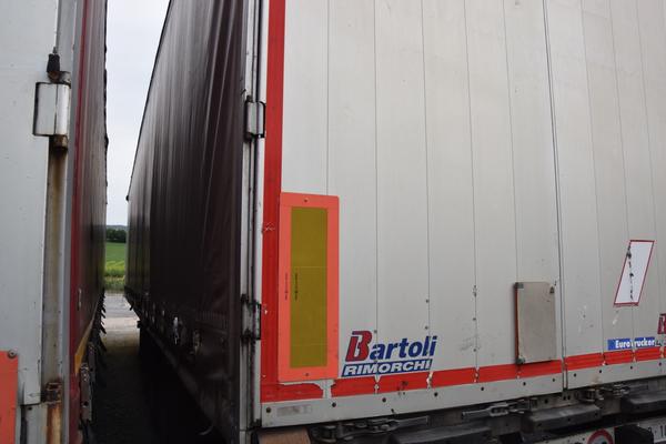 23#3745 Semirimorchio Schmitz Cargobull in vendita - foto 7