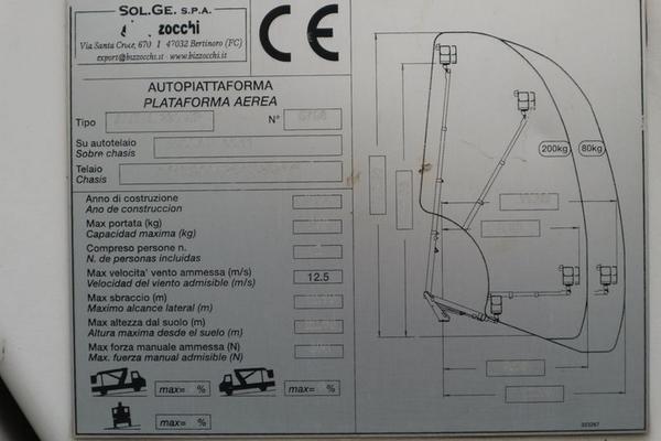 667#3749 Autocarro Nissan Motor Iberica in vendita - foto 12
