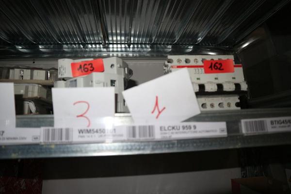 67#3749 Materiale elettrico e scaffalature Ranieri in vendita - foto 61