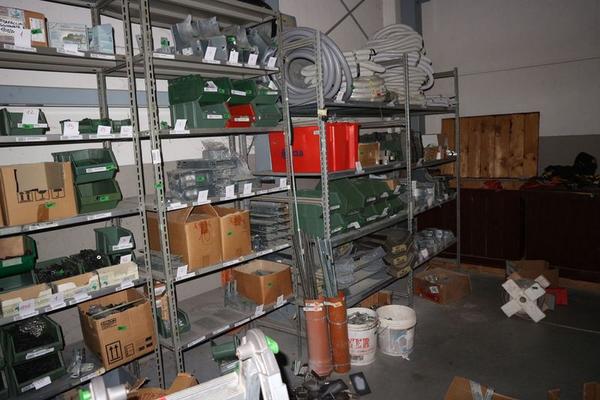 67#3749 Materiale elettrico e scaffalature Ranieri in vendita - foto 64