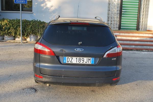 12#3751 Automobile Ford Mondeo in vendita - foto 3