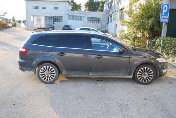 12#3751 Automobile Ford Mondeo in vendita - foto 4