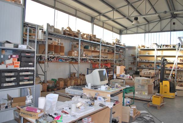 4#3751 Magazzino di serramenti in vendita - foto 1