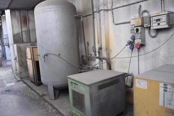 48#3756 Essiccatore con accessori in vendita - foto 1