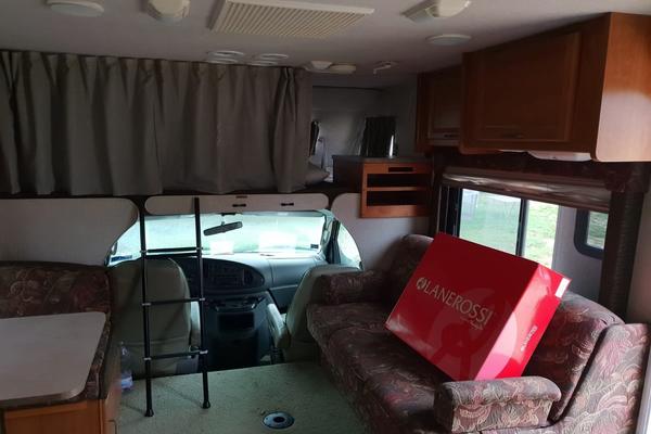 60#3756 Camper Ford Fleetwood 33 in vendita - foto 4
