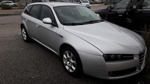 3#3763 Autovettura Alfa Romeo 159 in vendita - foto 1