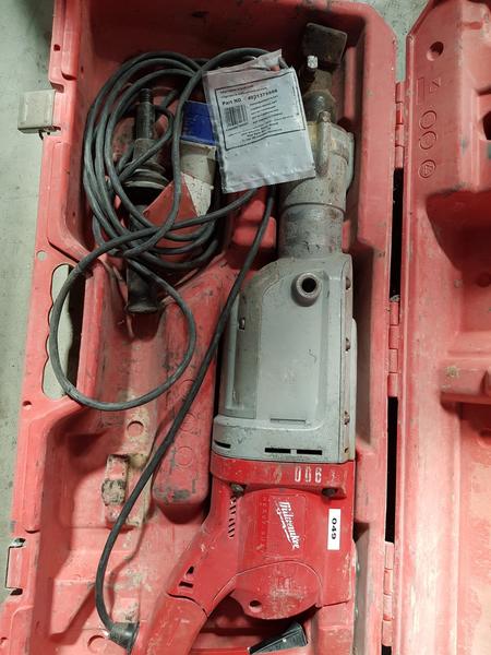 4#3764 Betoniera Imer e lampade da cantiere Philips in vendita - foto 25