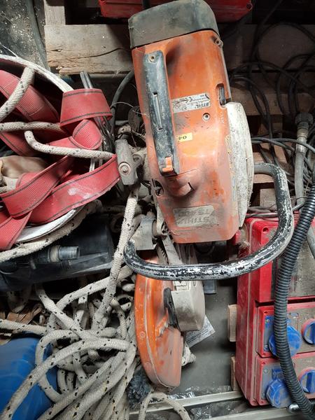 4#3764 Betoniera Imer e lampade da cantiere Philips in vendita - foto 38
