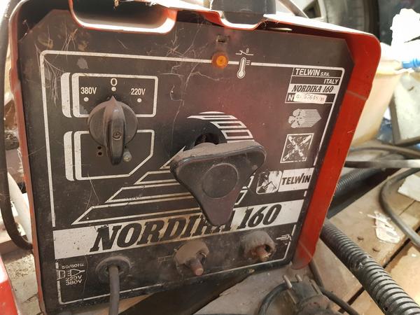 4#3764 Betoniera Imer e lampade da cantiere Philips in vendita - foto 42