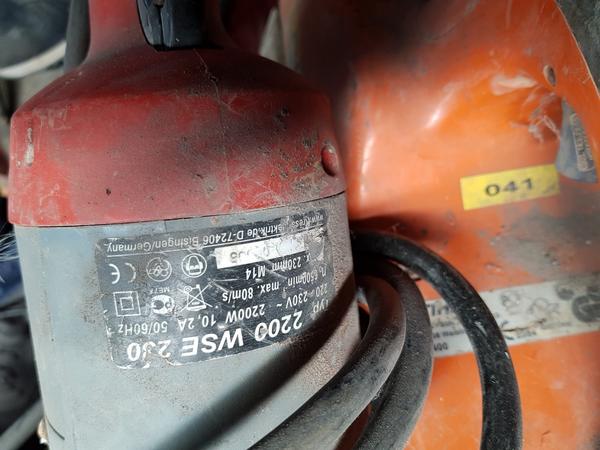 4#3764 Betoniera Imer e lampade da cantiere Philips in vendita - foto 48
