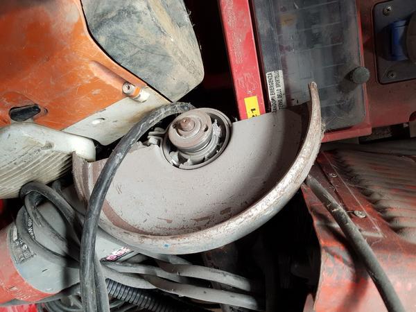 4#3764 Betoniera Imer e lampade da cantiere Philips in vendita - foto 50