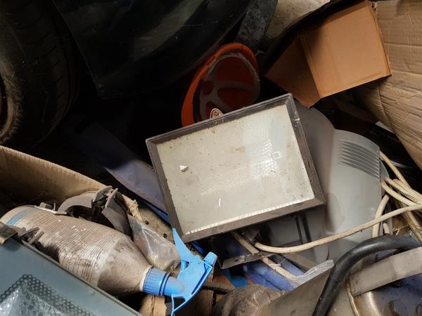 4#3764 Betoniera Imer e lampade da cantiere Philips in vendita - foto 55