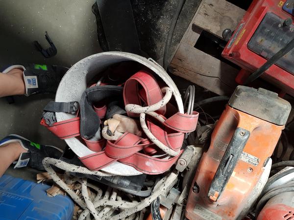 4#3764 Betoniera Imer e lampade da cantiere Philips in vendita - foto 56