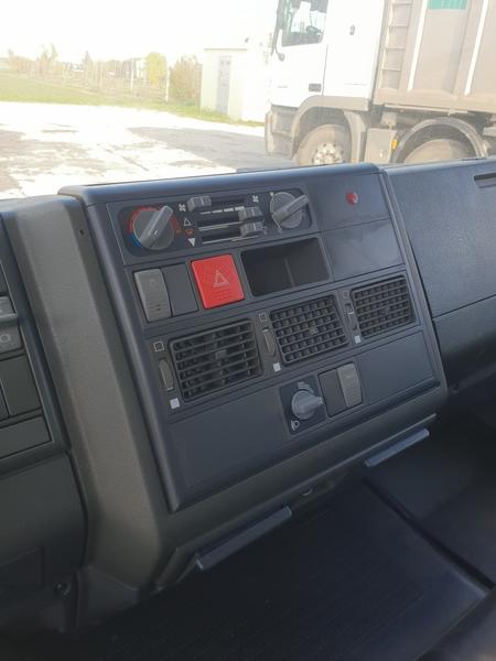 1#3767 Iveco Eurocargo 75E15 con cassone ribaltabile e gru Ferrari 55 in vendita - foto 5