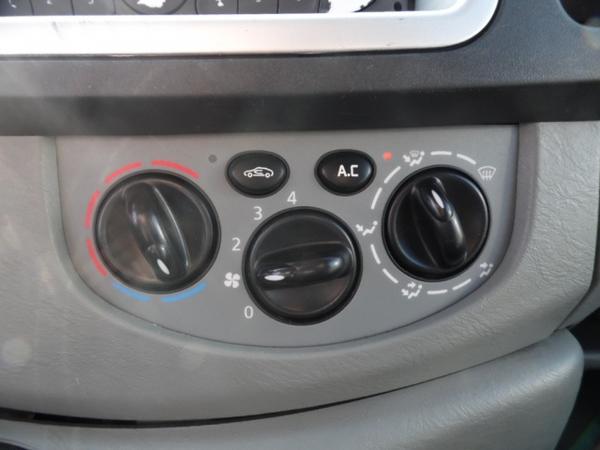 12#3768 Autocarro Opel Vivaro in vendita - foto 20