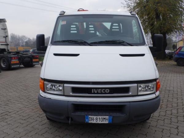 6#3768 Autocarro Iveco Daily con gru Palfinger in vendita - foto 11