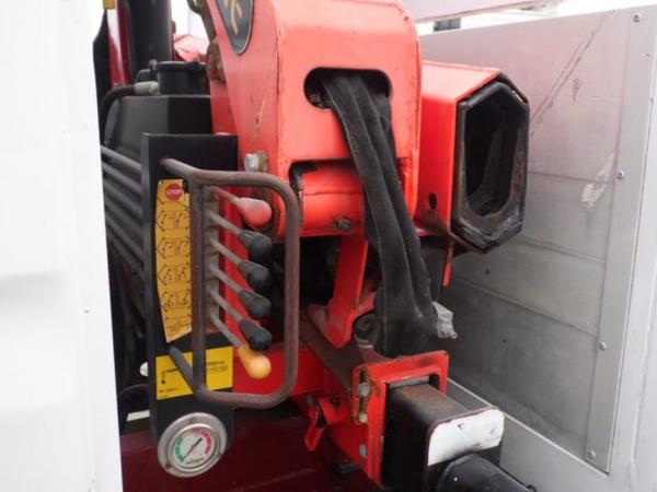 6#3768 Autocarro Iveco Daily con gru Palfinger in vendita - foto 16