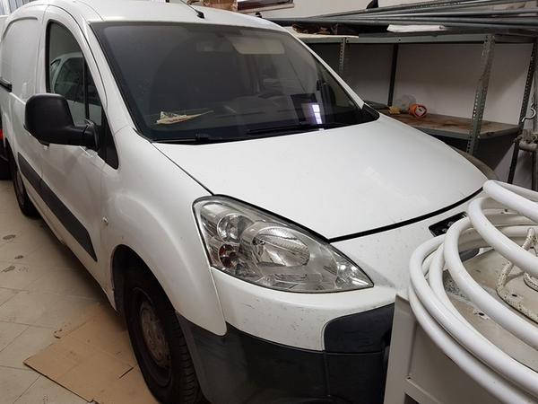 5#3769 Furgone Peugeot Partner in vendita - foto 2