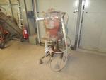 Image 7 - Airless pump and scaffolding - Lot 30 (Auction 3774)