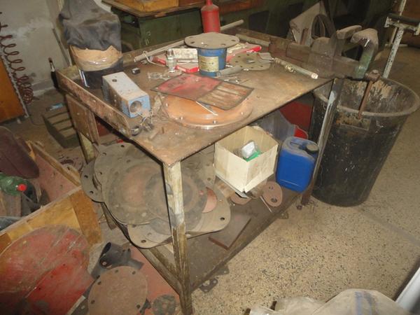 34#3774 Smerigliatrice Felisatti e banchi da lavoro officina in vendita - foto 12