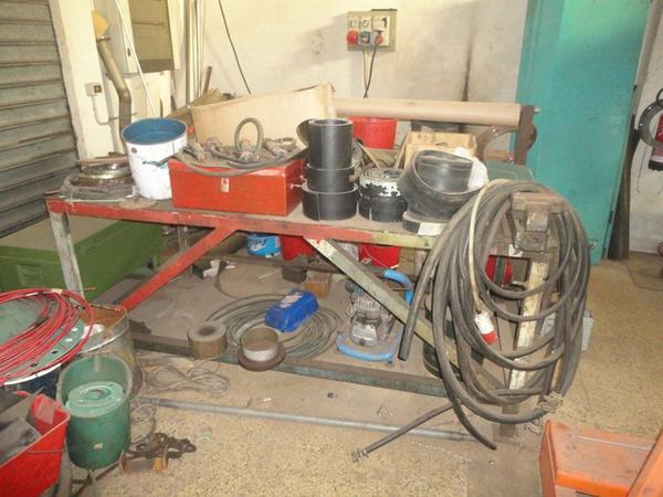 34#3774 Smerigliatrice Felisatti e banchi da lavoro officina in vendita - foto 22