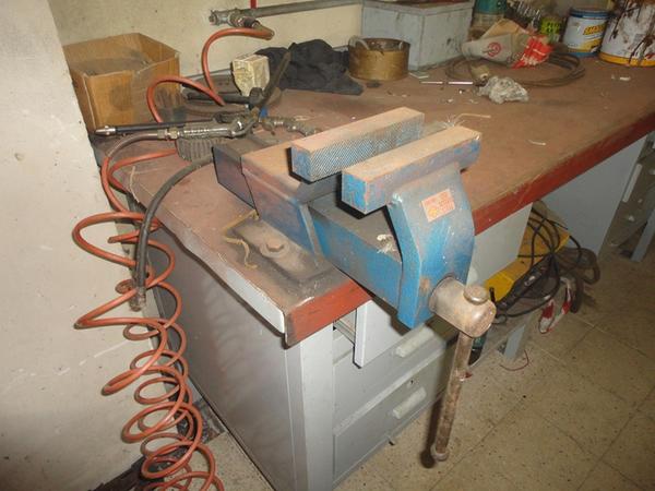 34#3774 Smerigliatrice Felisatti e banchi da lavoro officina in vendita - foto 41
