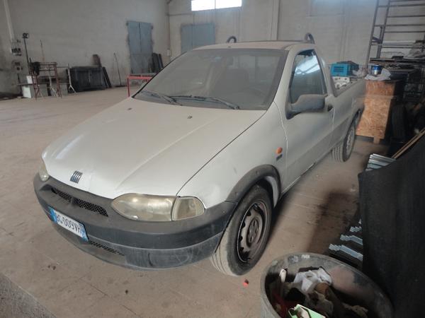 37#3774 Autocarro Fiat Strada in vendita - foto 3