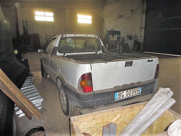 37#3774 Autocarro Fiat Strada in vendita - foto 11