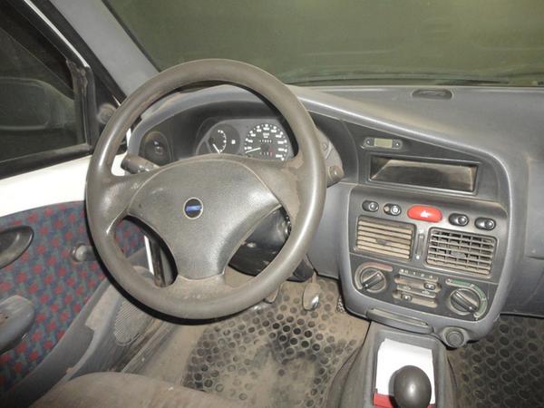 37#3774 Autocarro Fiat Strada in vendita - foto 16