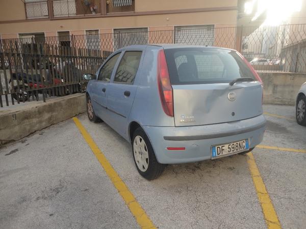 39#3774 Autovettura Fiat Punto in vendita - foto 2