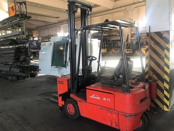 Carrelli elevatori in vendita