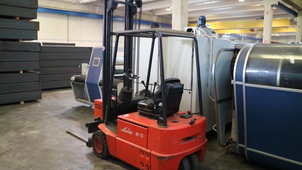 1#3779 Carrello elevatore elettrico Linde E15 in vendita - foto 8