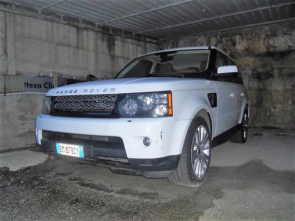 1#3800 Autovettura Range Rover Sport 3.0 TDI in vendita - foto 2