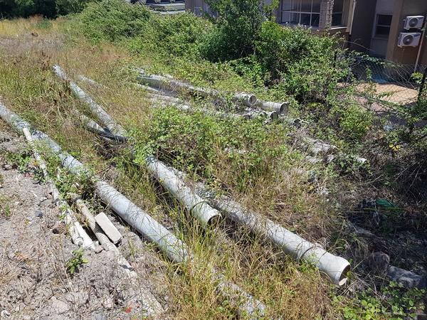 4#3802 Silos di Stoccaggio e tubi per irrigazione in vendita - foto 6