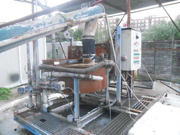 4#3802 Silos di Stoccaggio e tubi per irrigazione in vendita - foto 16