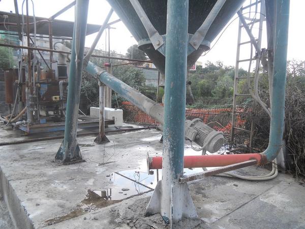 4#3802 Silos di Stoccaggio e tubi per irrigazione in vendita - foto 24