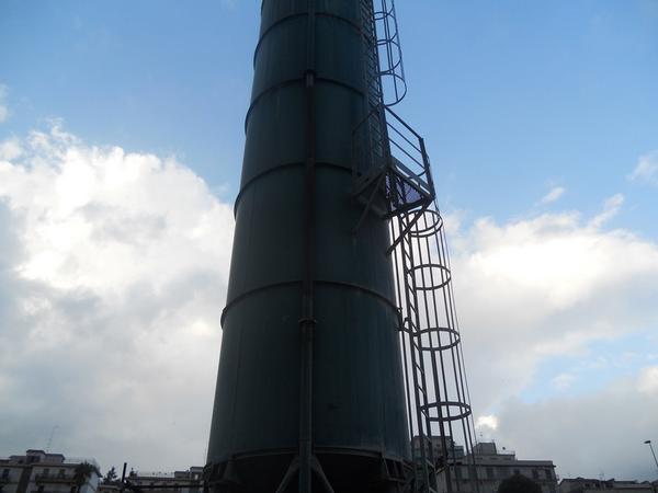 4#3802 Silos di Stoccaggio e tubi per irrigazione in vendita - foto 28